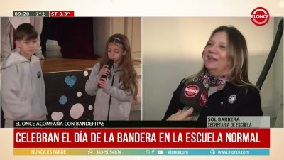 Promesa de Lealtad a la Bandera en la Escuela Normal de Paran&aacute;